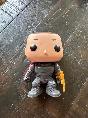 Mass Effect N7 Commander Shepard Funko Pop! Figure - Gray with Brown Skin Tone